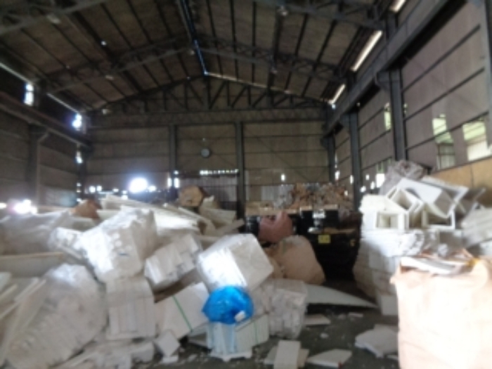 목록2의 공장 내부 전경