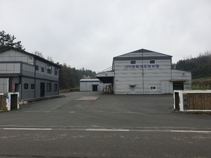 [대상물건 전경 -북측에서 촬영]