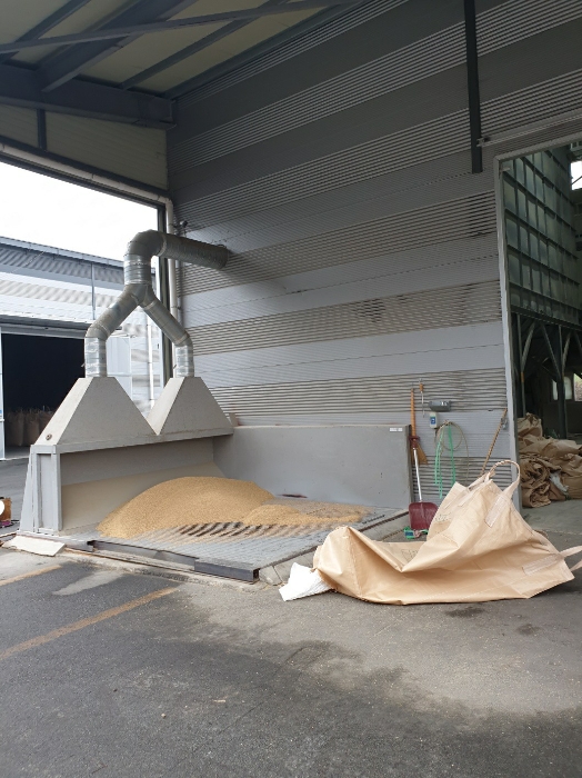 [기계기구 1-1-1) 투입구]