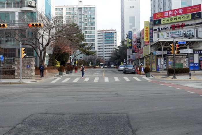 단지 입구주변 상황