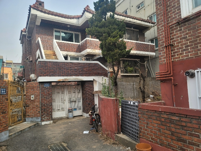 [05-본건 전경]