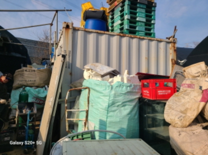 콘테이너 모습(2)