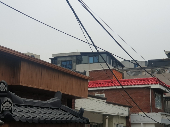 제시외 건물(ㄱ,ㄴ)