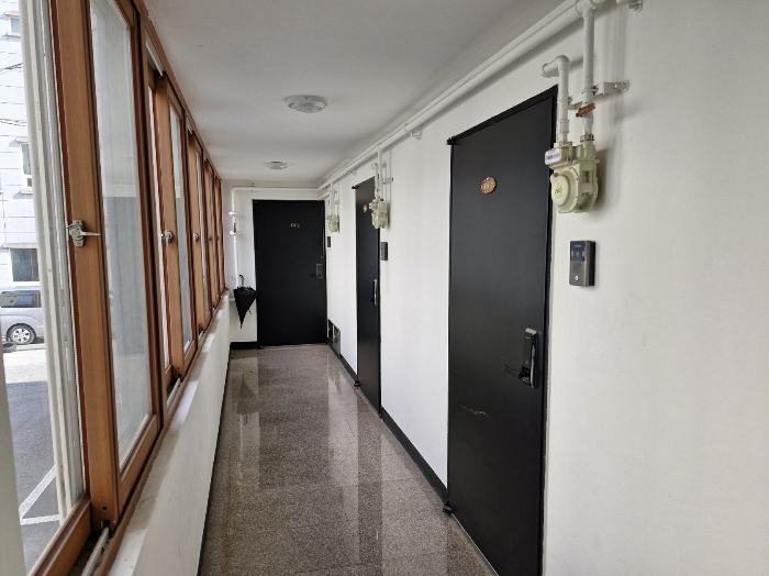 본 건 내 부 전 경