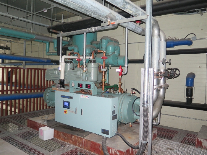 CONDENSING UNIT 설비 (3층 소재)