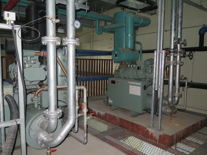 CONDENSING UNIT 설비 (4층 소재)