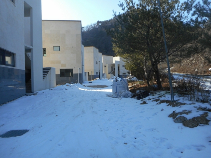 본건 기호(10) 전경 - 동측에서 촬영