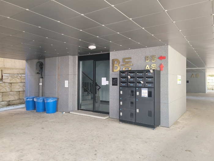 기호(3) 2동(B동) 1층 계단실 전경