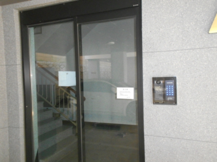 1동(A동) 공동출입구 부분