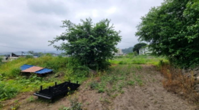 목록 1. 토지(사진 중앙 우측, 밭으로 일군 곳)