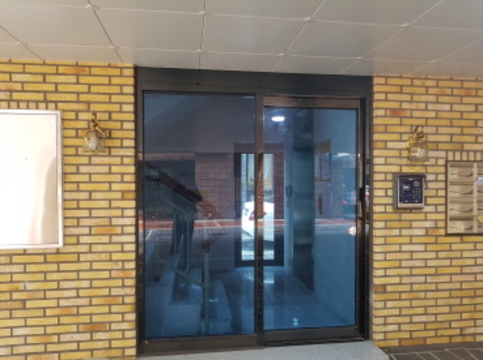 공동출입구 부분