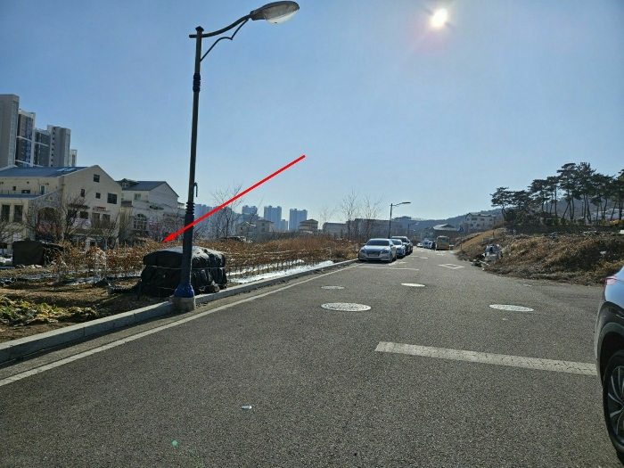 주위환경(북서측에서 촬영)