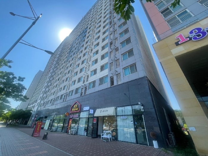 본건