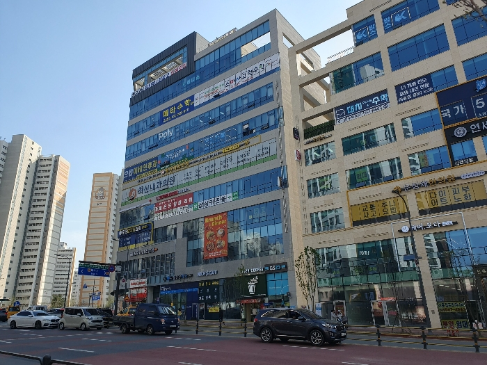 본건 건물 전경-2