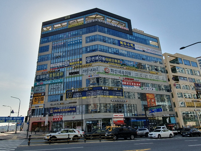 본건 건물 전경-1