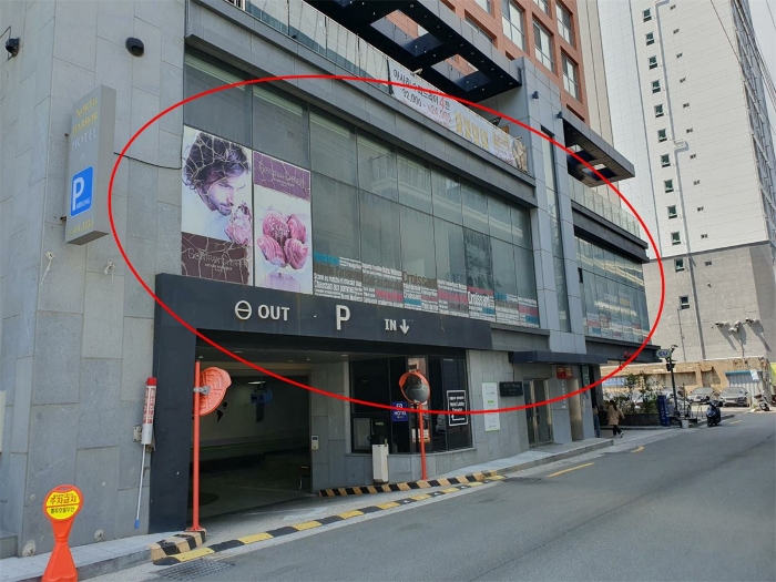 본건 - 근경(남동측에서 촬영)