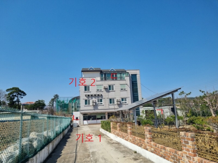 [전경 - 동측에서 촬영]