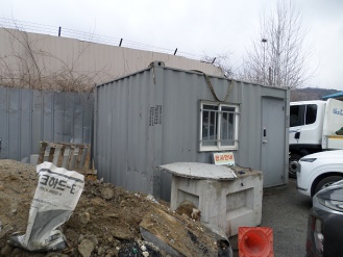 목록3에 소재하는 컨테이너