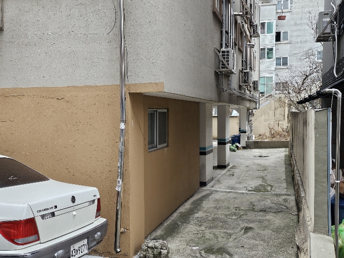 본건 1층 주위환경