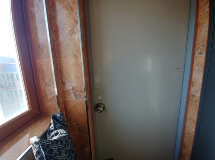 목록1,3번 옥상 출입문(5층)