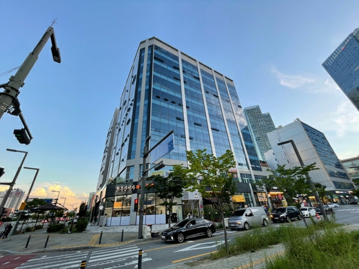 와이케이퍼스트타