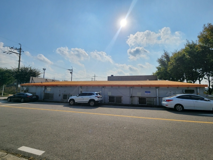 본건 전경 및 인접도로
(본건 북측에서 촬영)