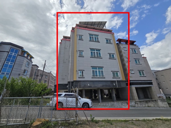 대상물건 건물 전경