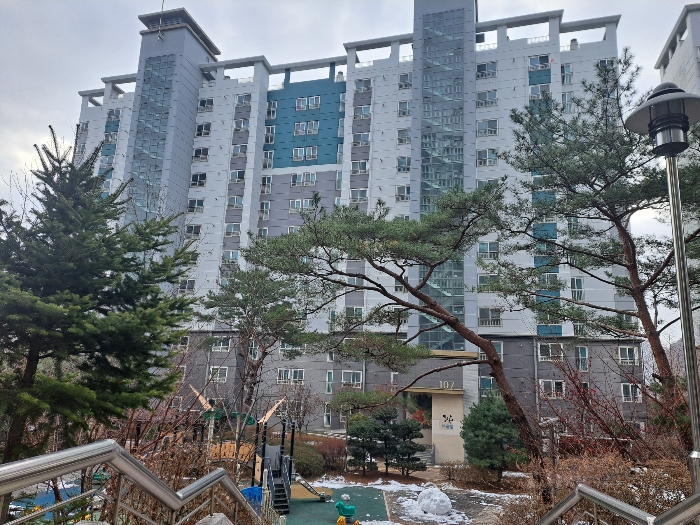 아차산어울림아파트 107동 전경