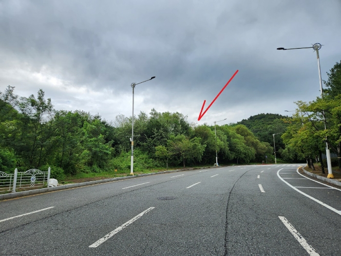 【본건-북서측에서촬영】