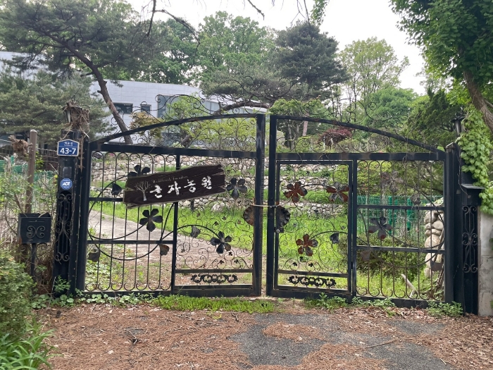 본건 기호(9)-(12) 전경