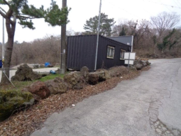 소재지4.(소길리 1363-39_)  전경 및 이동식 철재컨테이너 1동