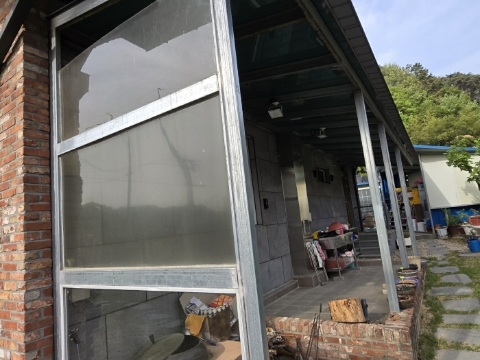 제시외 건물 ㉠ (다용도실)