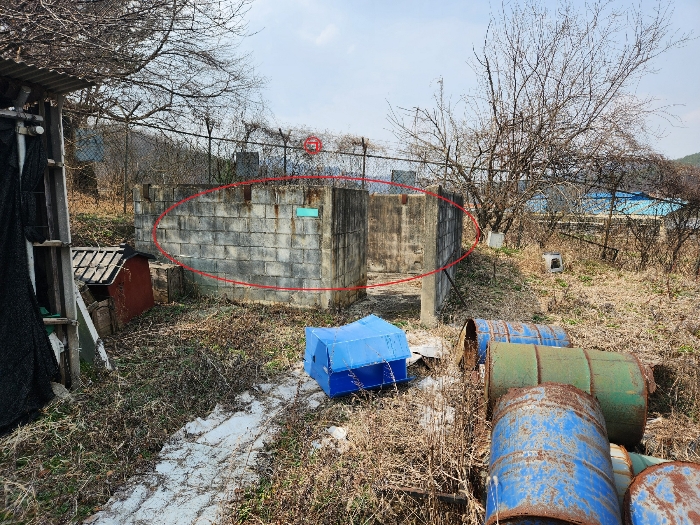 제시외 물건 ㉠