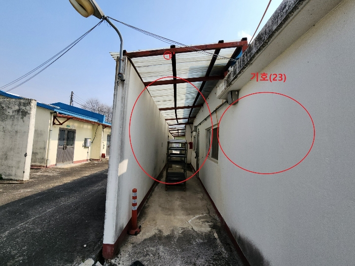 건물 기호(23) 및 제시외 물건 ㉠