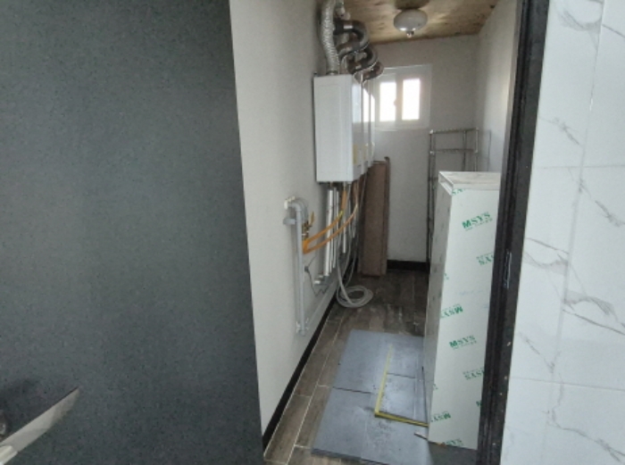 2층  복도 (2)-보일러실