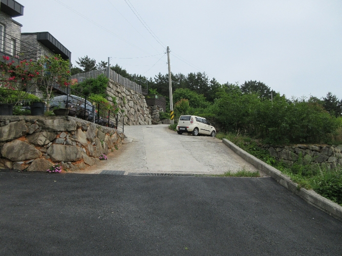 【 본 건 기호 23) 】