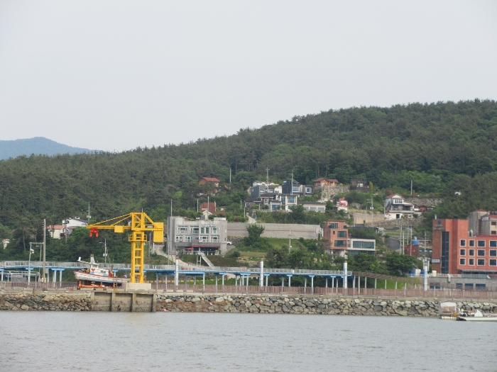 【 본 건 전경 일부 및 주위 환경 】