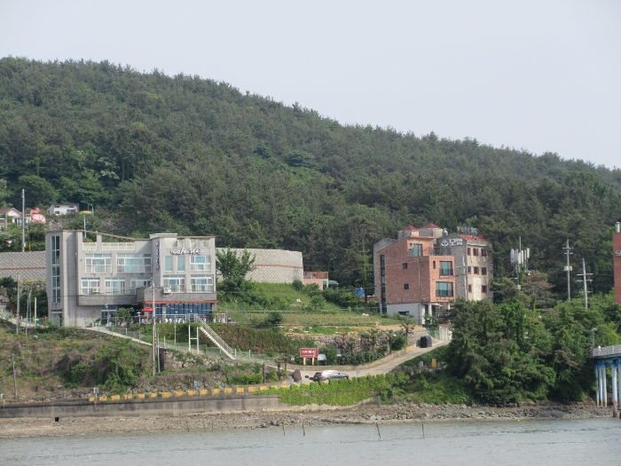 【 본 건 기호 2), 3) 】