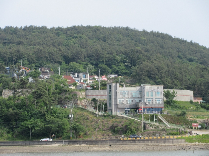 【 본 건 기호 2) - 4) 】