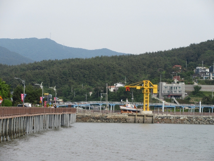 【 본 건 전경 일부 및 주위 환경 】