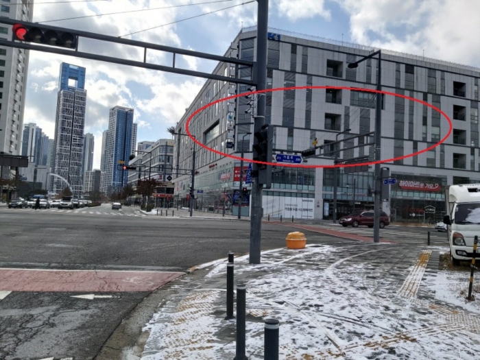 본건 전경(기호