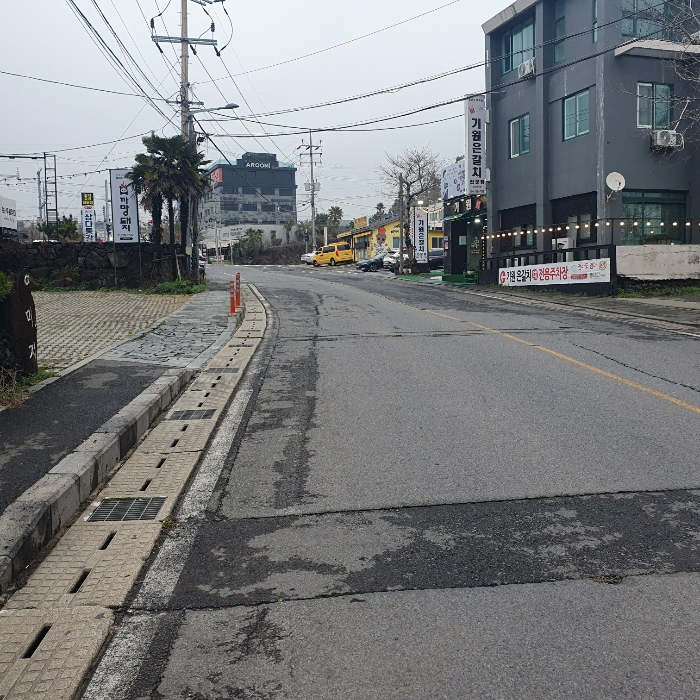 인접도로 현황 및 주위환경