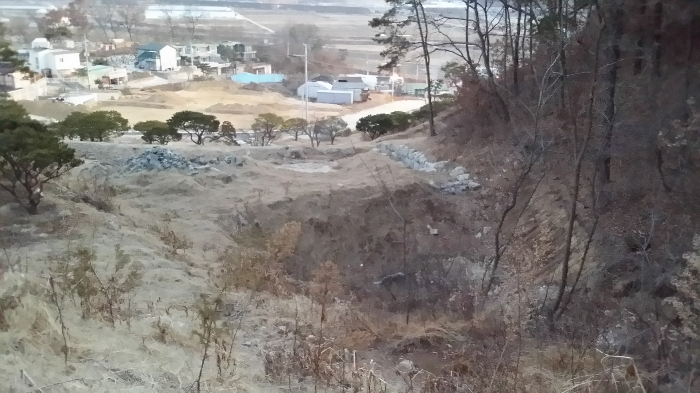 본건 남측 주위