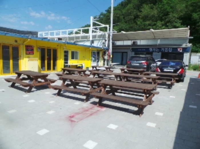 사진11번 [목록번호2번 부동산에 소재하는 제시외 물건 전경]