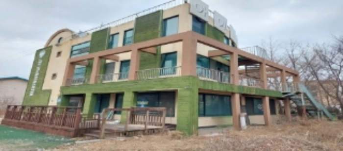 목록1,2 토지,건물 우측면 전경