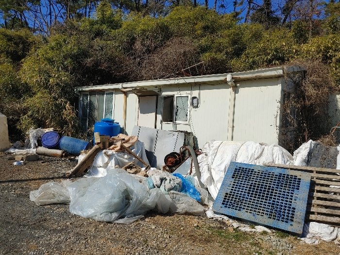 기호 ㄹ 제시외건물