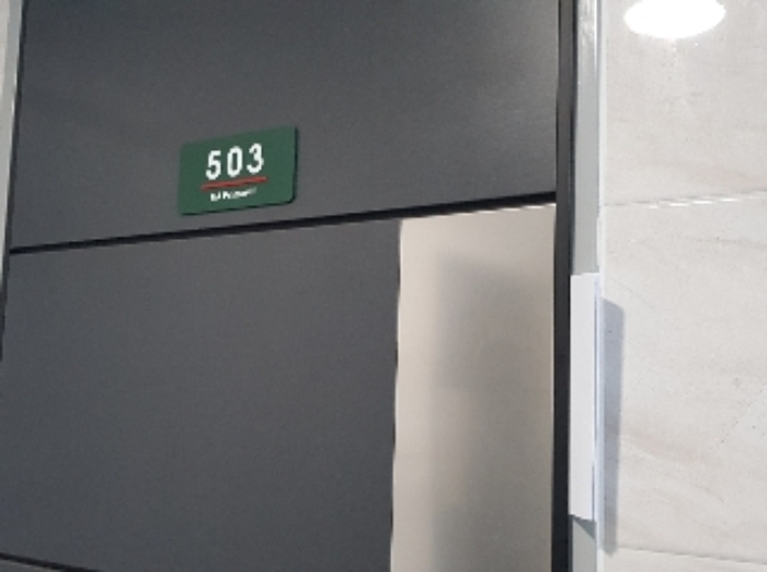 세대현관문(503호)