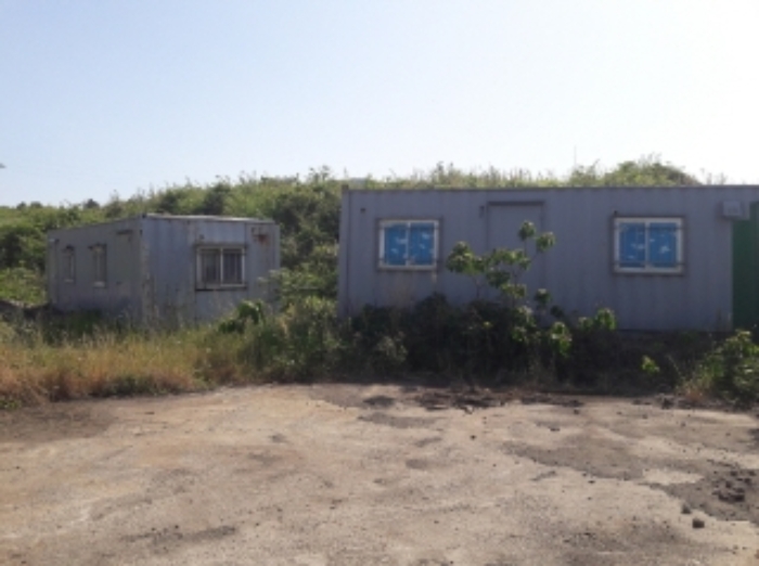 소재지1.(와산리 1357) 지상 컨테이너 2동 소재함