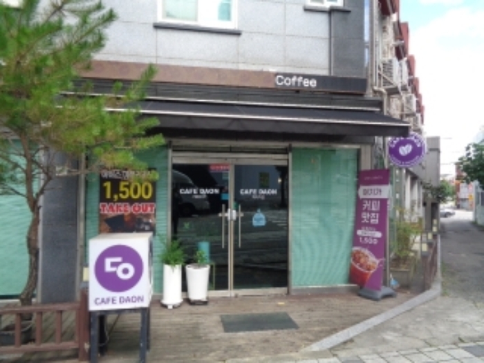 목록2의 1층 상가 전경