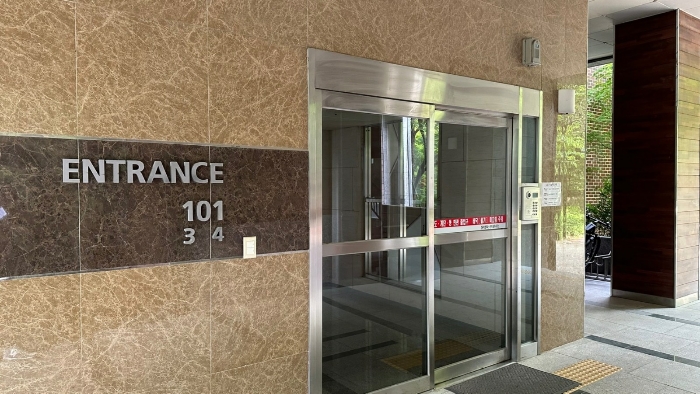 1층 공동출입구